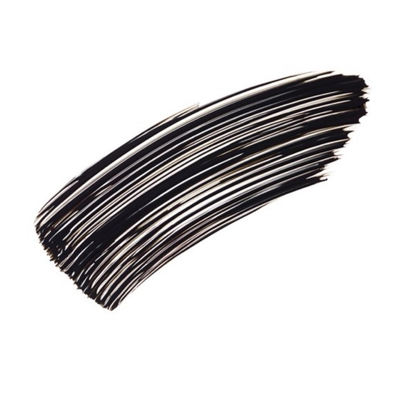 Benefit they’re real magnet lengthening mascara. NEW in box never opened. Black - Picture 3 of 5